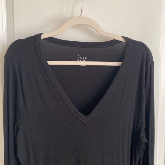 A New Day V Neck Long Sleeve - Picture 3 of 3